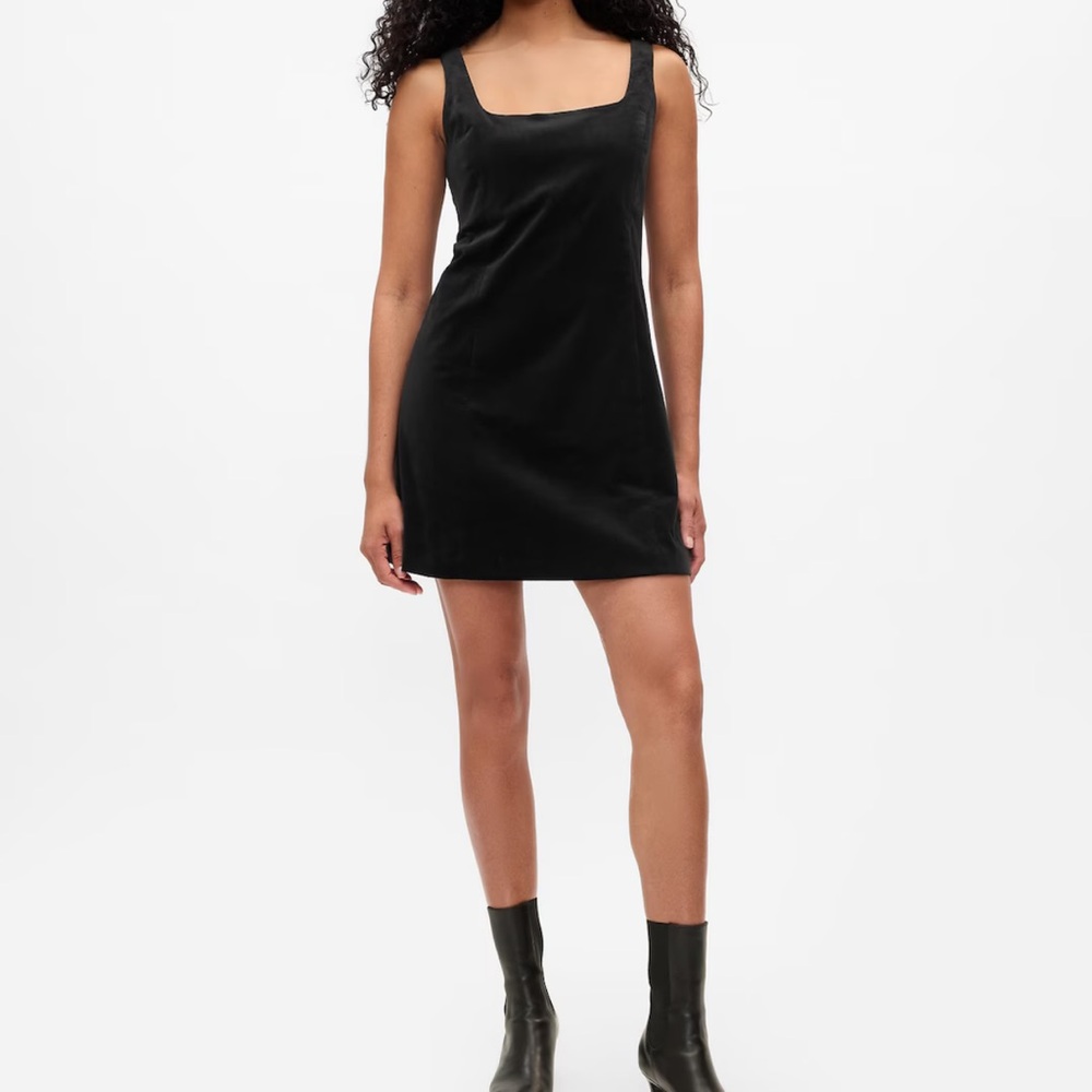 Adorable Black Velvet Mini Dress